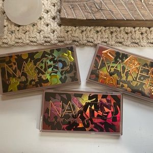 URBAN DECAY MINI EYESHADOW PALLET COLLECTION